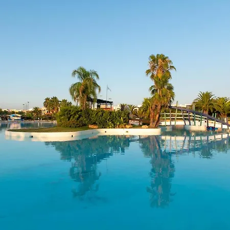 شقة فندقية I Turchesi Club Village 4*