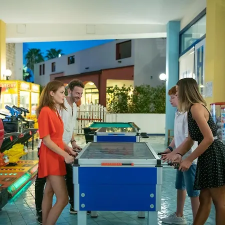 I Turchesi Club Village شقة فندقية 4*