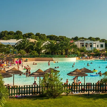 I Turchesi Club Village كاستيلانيتا مارينا