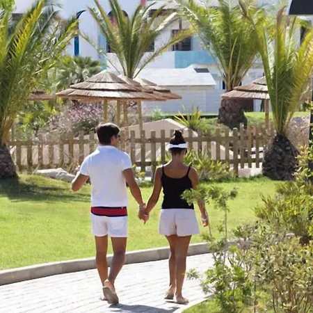 I Turchesi Club Village 4* كاستيلانيتا مارينا